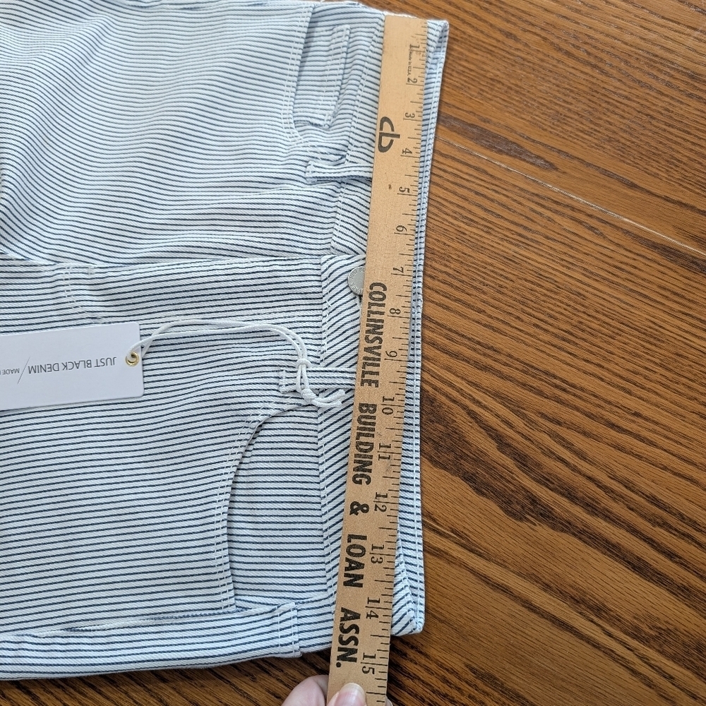 NWT Just black denim striped cropped jean, Size 30 - Picture 5 of 10